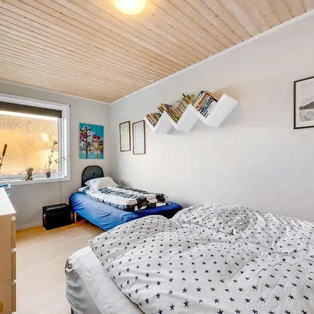 Holiday home Parallelvej 11 *